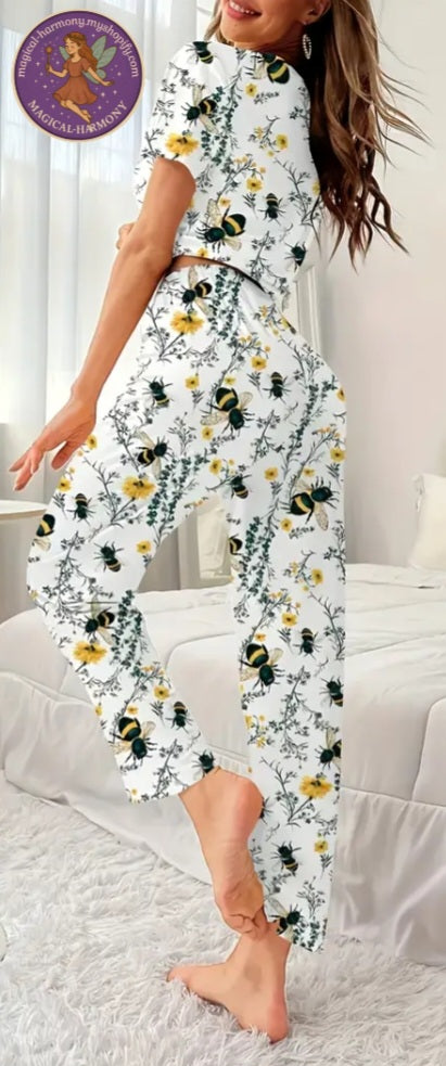 Plus Size Bee Print Women’s Sleepwear Set