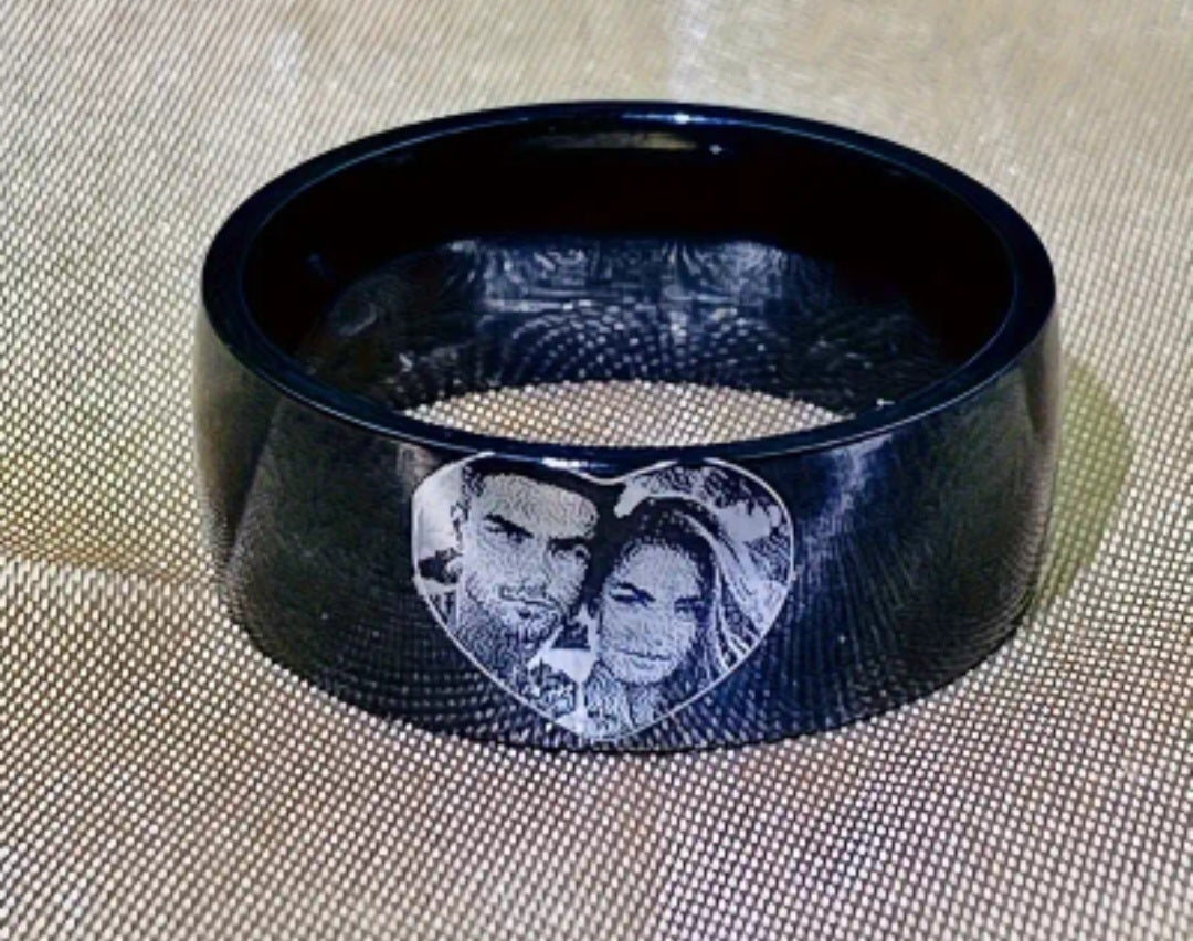 Photo Ring.