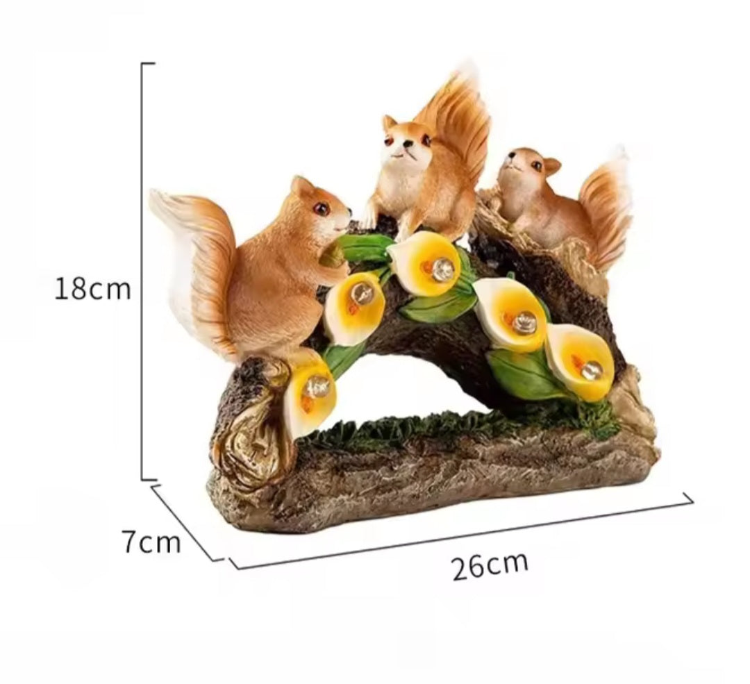 LED Solar Squirrel Light